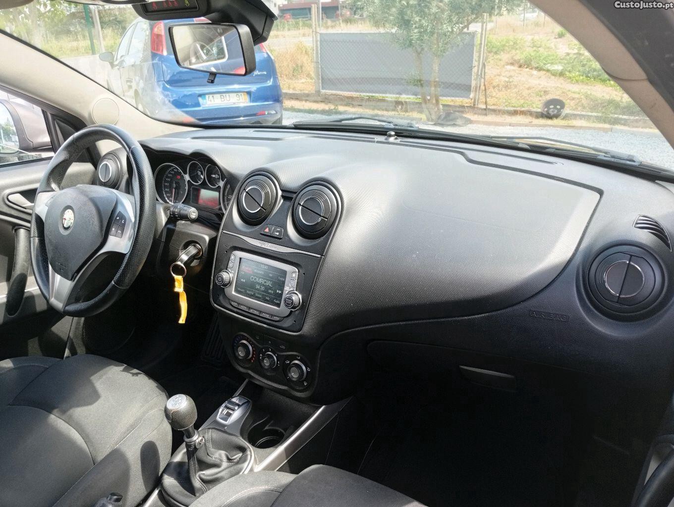 Alfa Romeo MiTo JTDm — fotografia 5