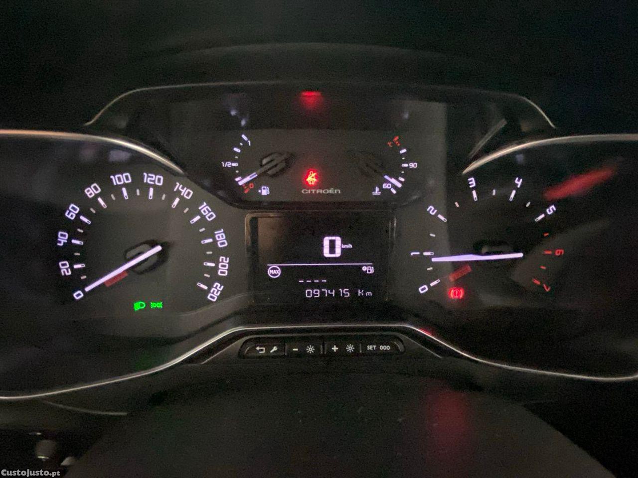 Citroën C3 1.2 PureTech Max — fotografia 9