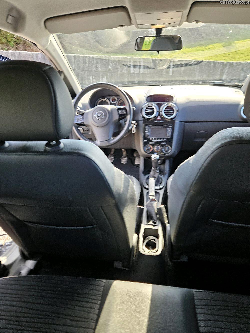 Opel Corsa opel corsa 1.3cdti — fotografia 5