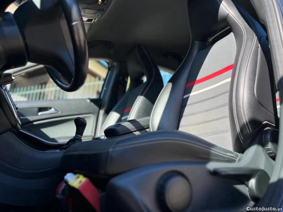 Mercedes-Benz A 160 CDi BlueEfficiency Style — fotografia 7