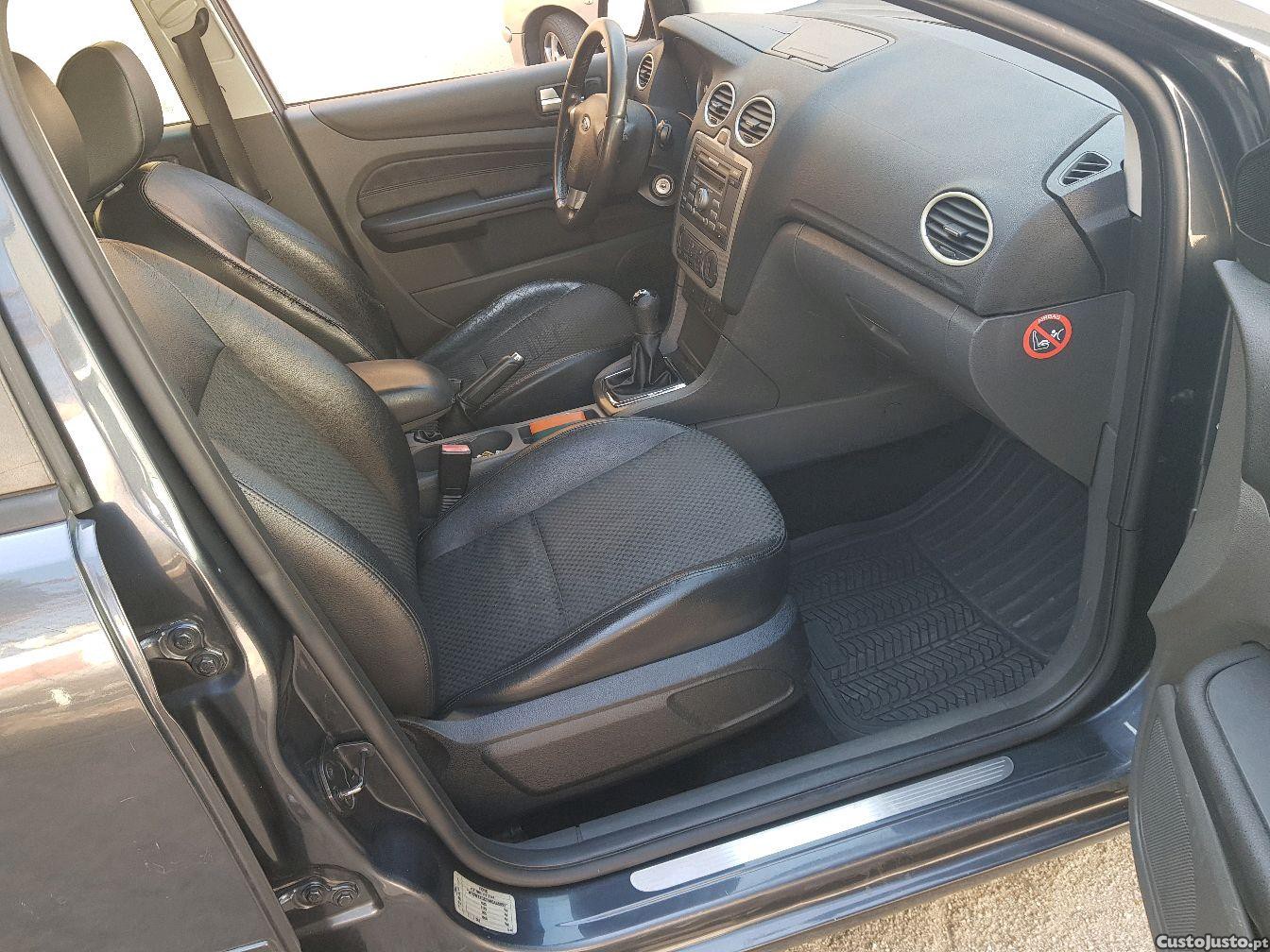 Ford Focus 1.6 tdci titanium — fotografia 5