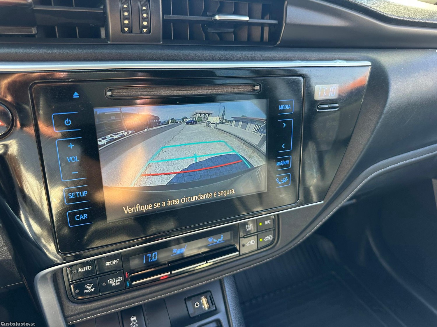 Toyota Auris 1.8 HSD Exclusive+Navi — fotografia 3