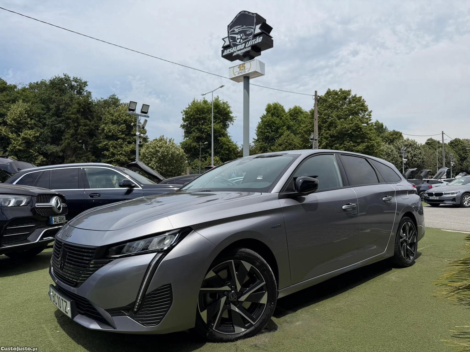 Peugeot 308 SW 1.6 Hybrid Allure Pack e-EAT8 — fotografia 27