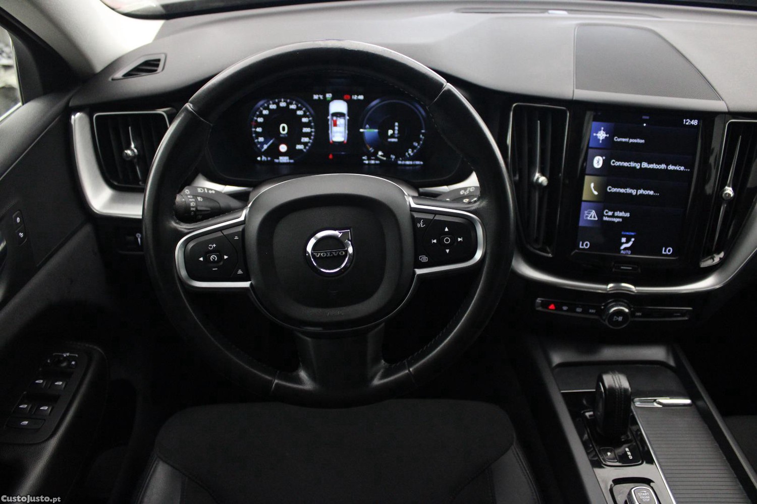 Volvo XC 60 T8 PHEV MOMENTUM PLUS (AUTO) — fotografia 32
