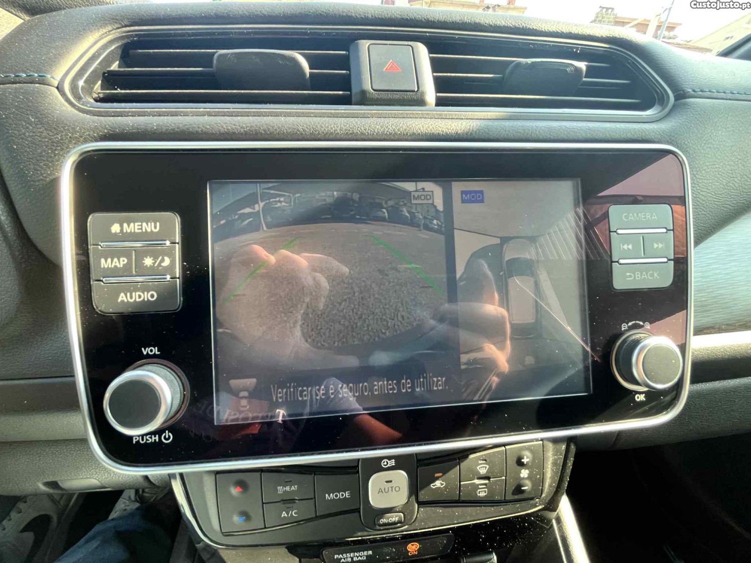Nissan Leaf N-Connecta 40kwh — fotografia 9