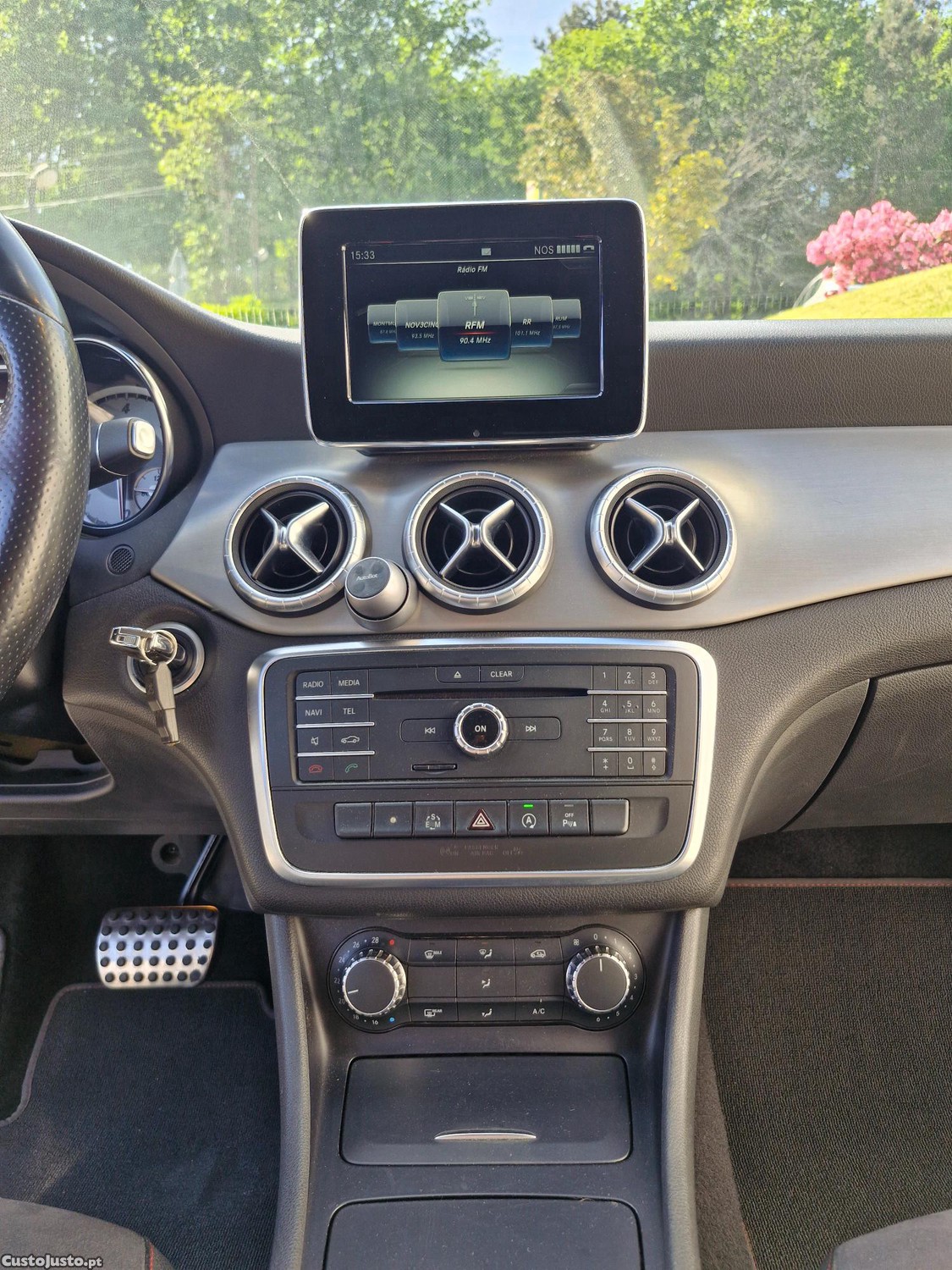 Mercedes-Benz CLA 220 d 177cv AMG Line - Automático - NACIONAL — fotografia 4