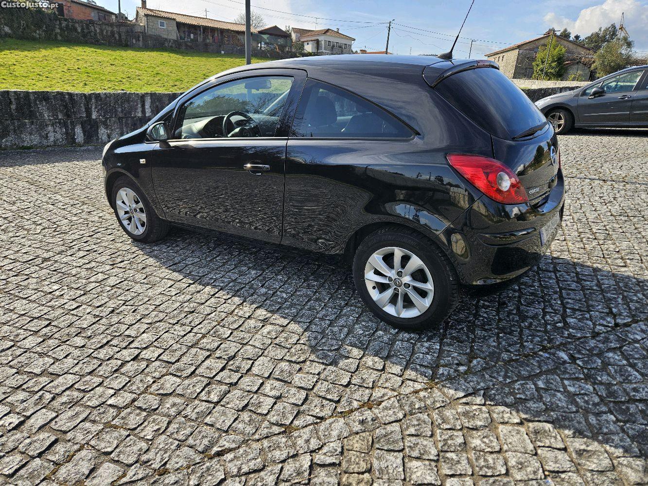 Opel Corsa opel corsa 1.3cdti — fotografia 9