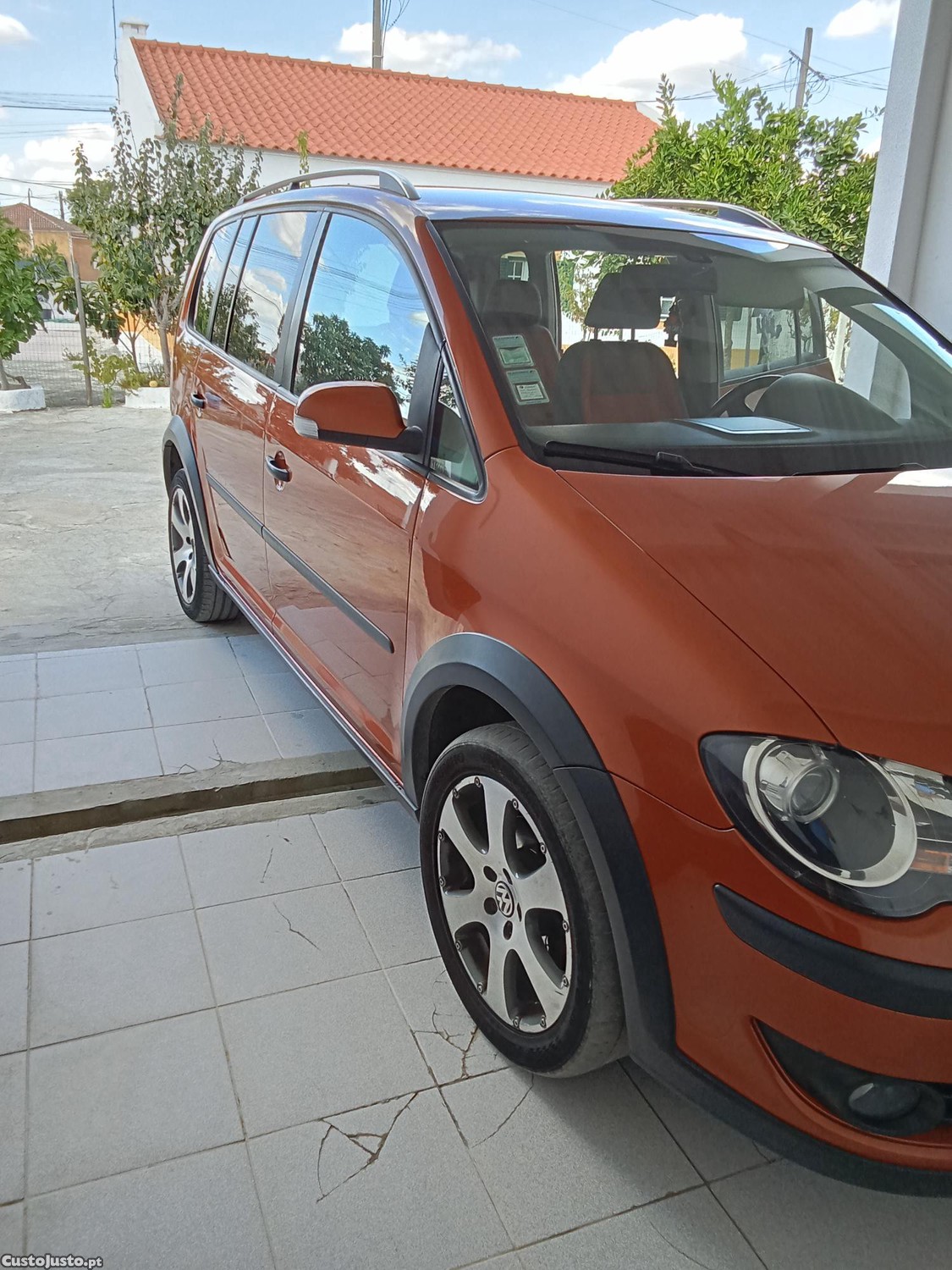 Volkswagen Touran Cross — fotografia 10