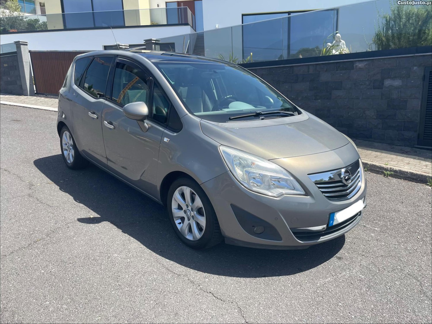 Opel Meriva 1.3 cdti - Cosmo — fotografia 9