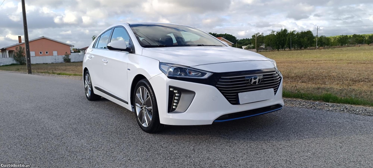 Hyundai IONIQ 1.6 GDI Hybrid Tech (HEV)-141cv - COMO NOVO — fotografia 7