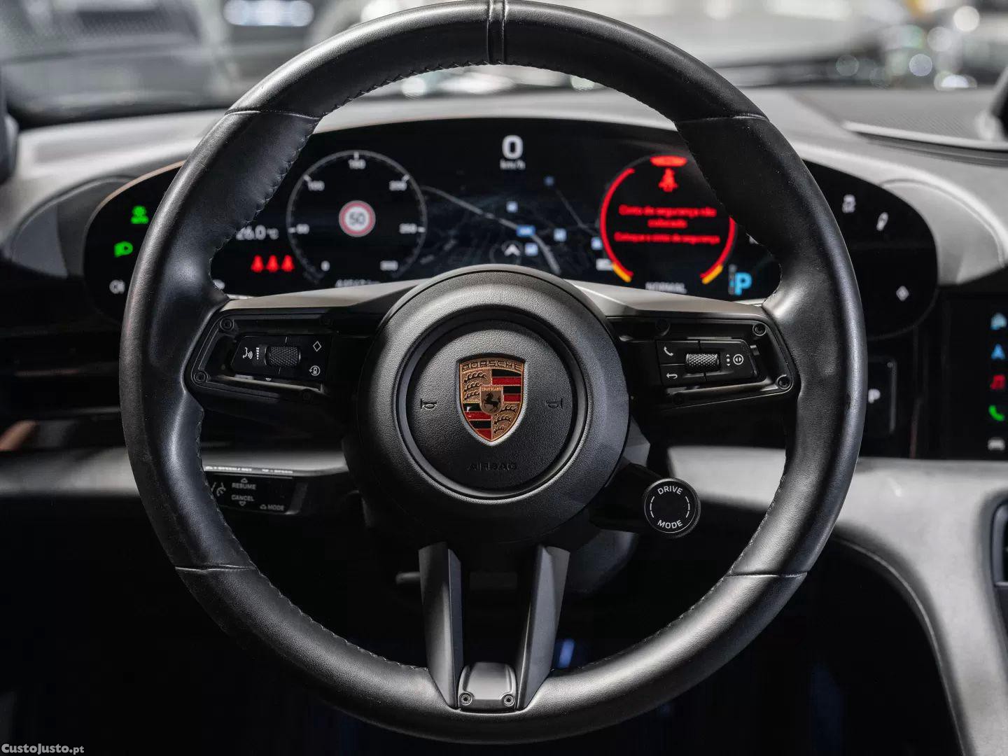 Porsche Taycan Bateria performance plus — fotografia 12