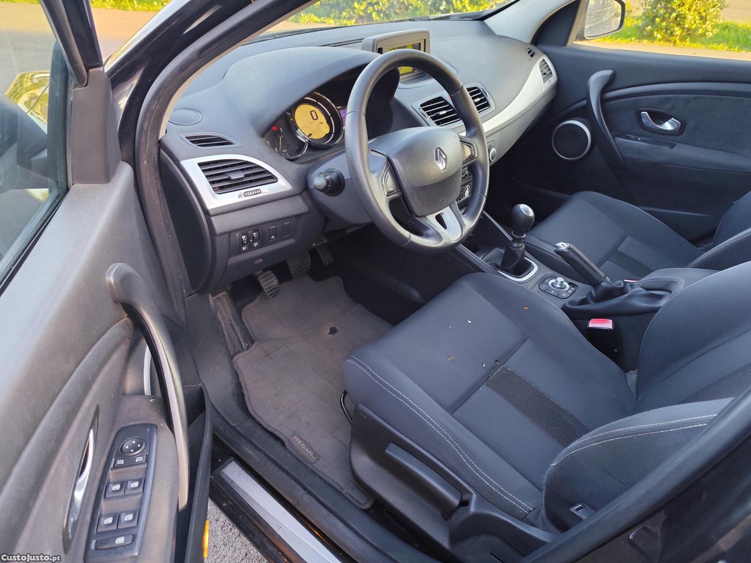 Renault Mégane 1.5DCI C/GPS — fotografia 5