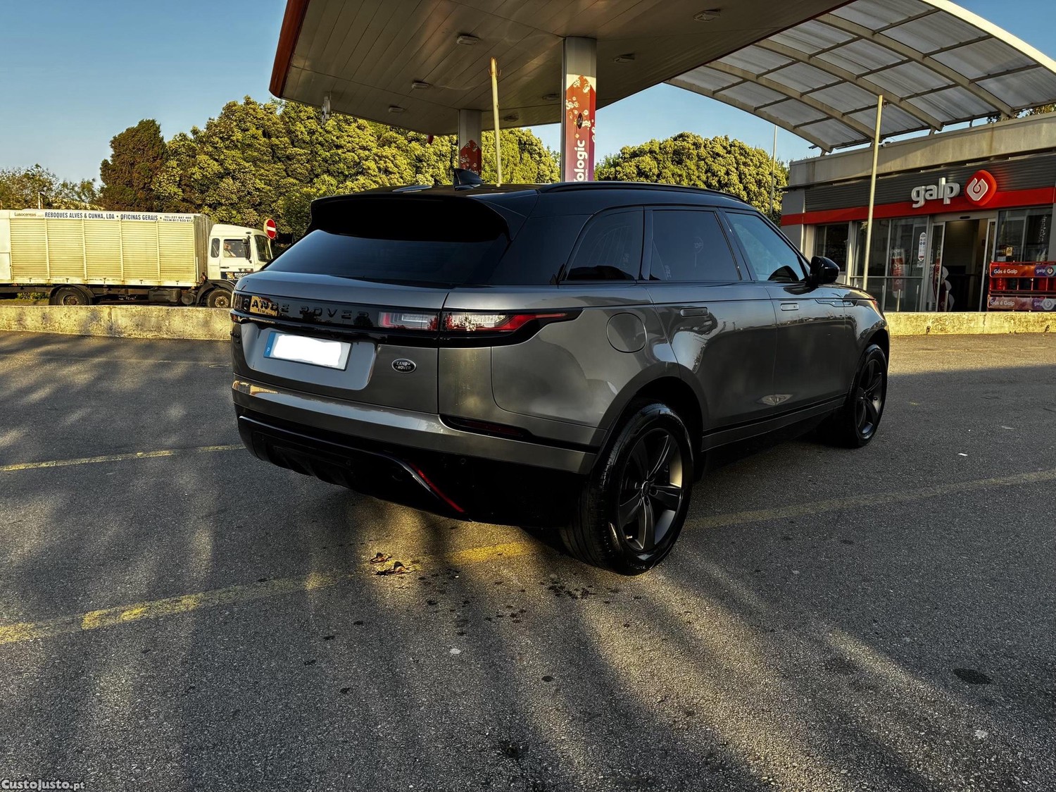Land Rover Range Rover Vellar  R-Dynamic - 18 foto 3