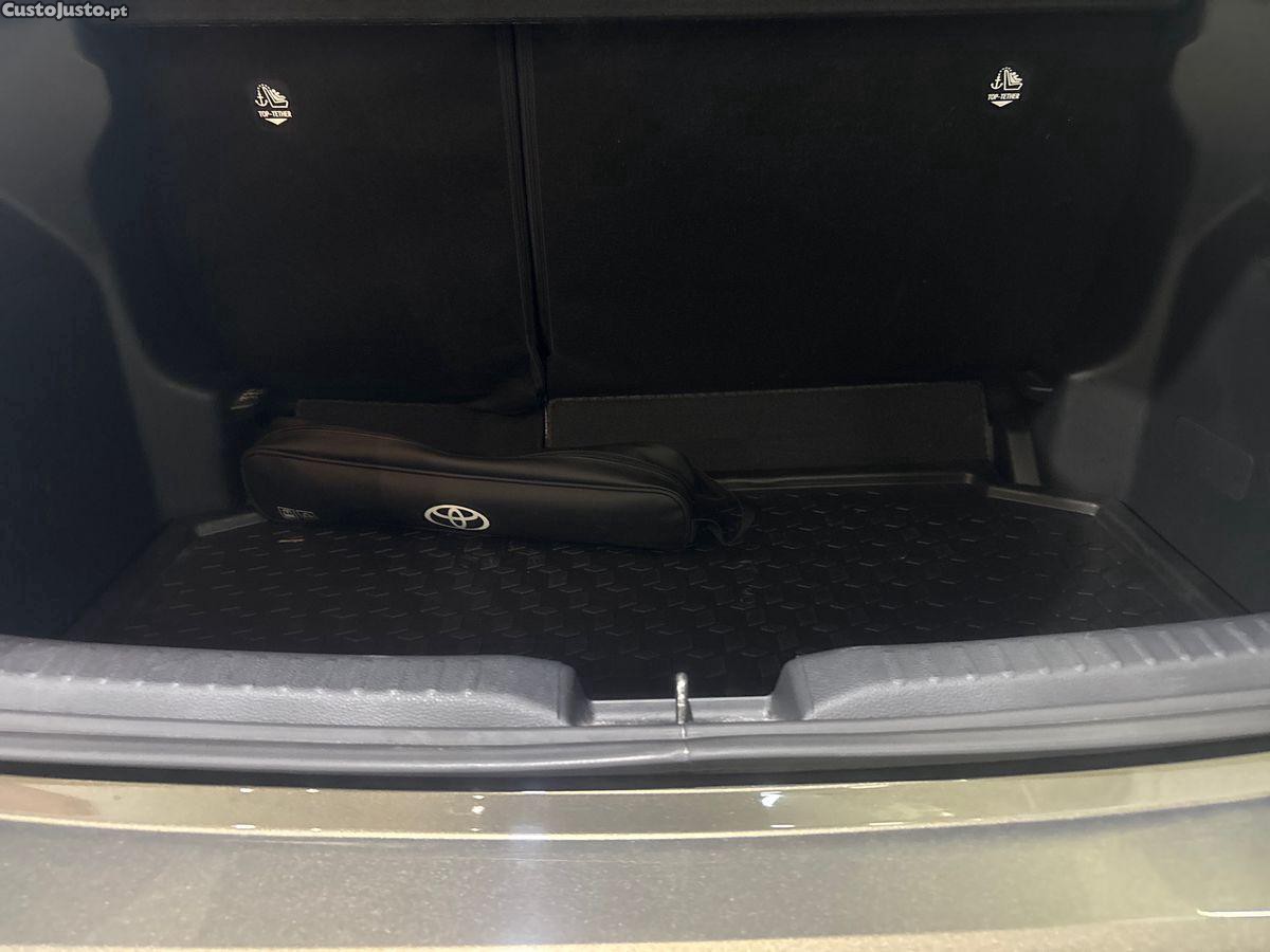 Toyota Yaris 1.5 HDF Comfort Plus — fotografia 6