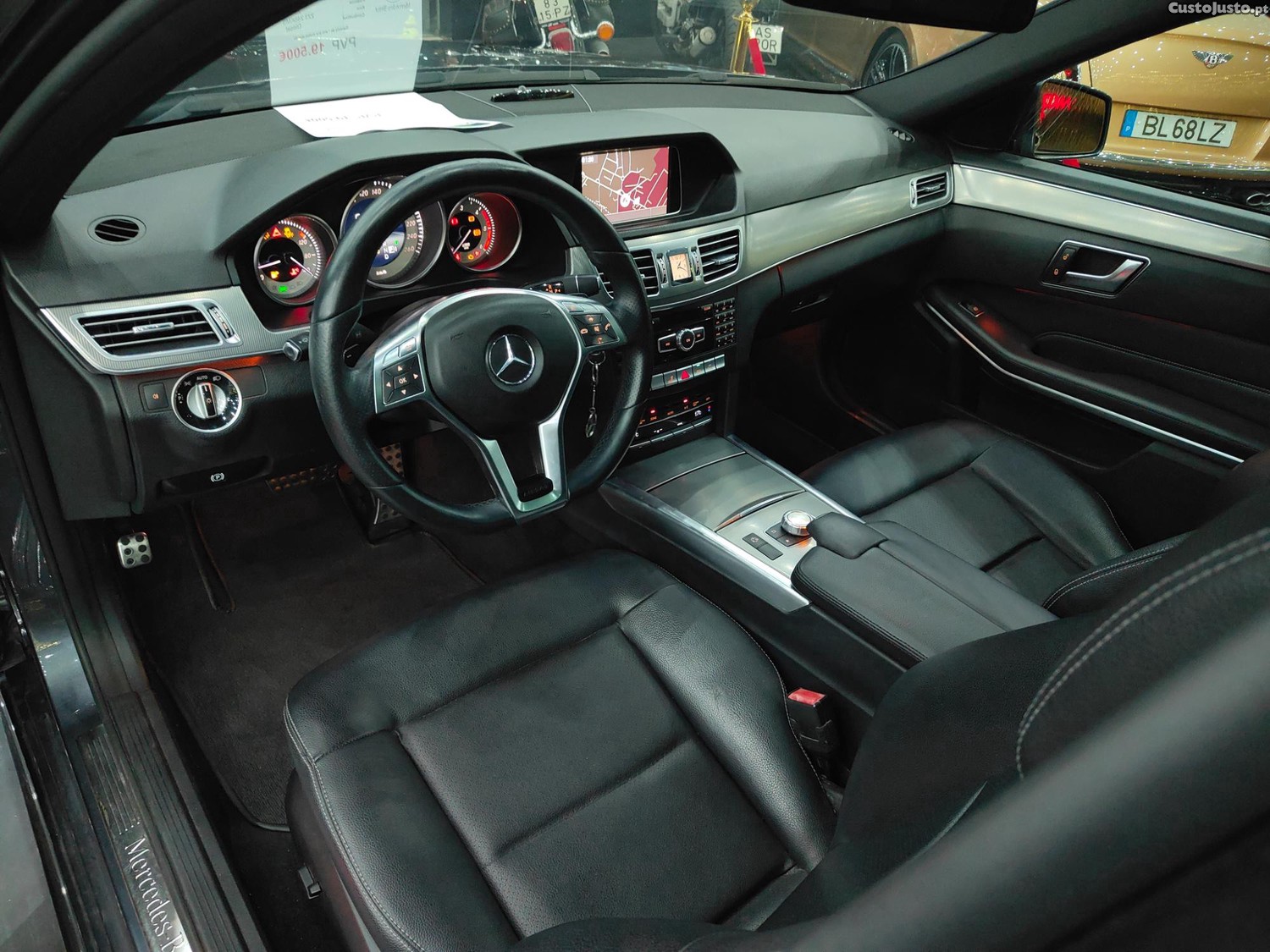 Mercedes-Benz E 250 Cdi Amg 7 lugares Automático — fotografia 3