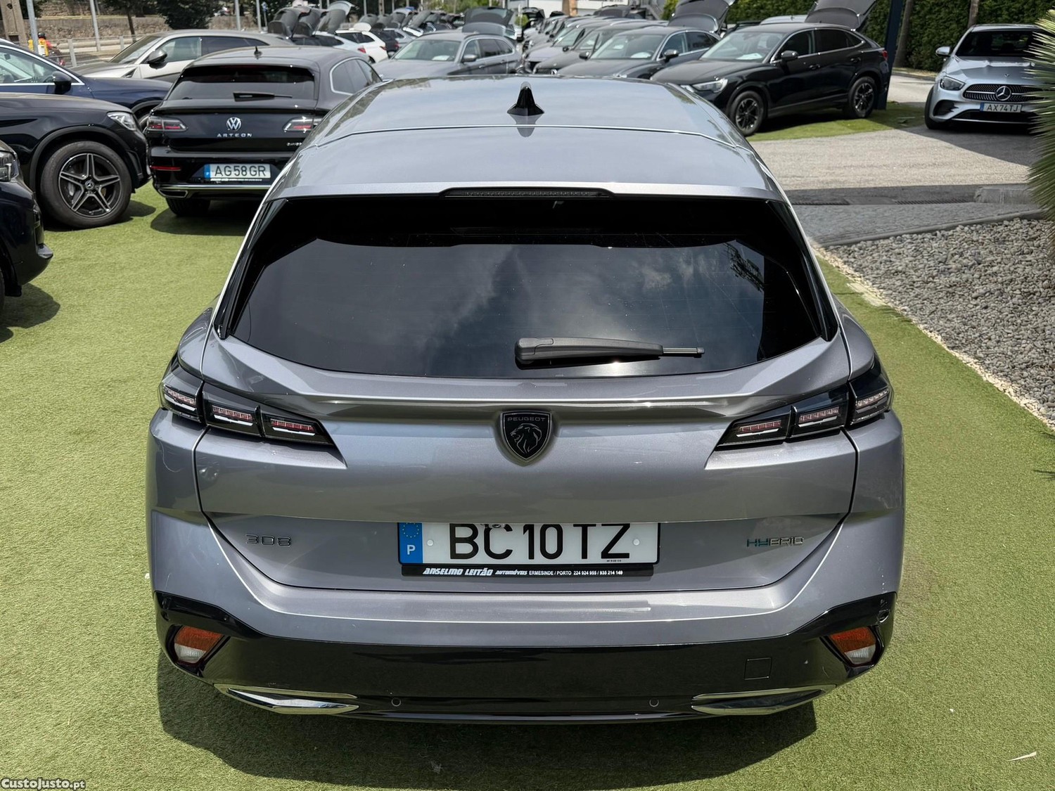 Peugeot 308 SW 1.6 Hybrid Allure Pack e-EAT8 — fotografia 18