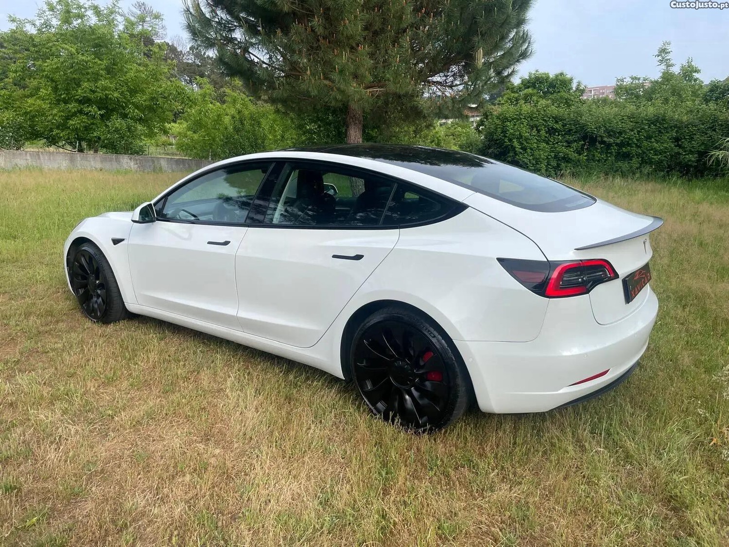 Tesla Model 3 Performance Dual Motor AWD — fotografia 9