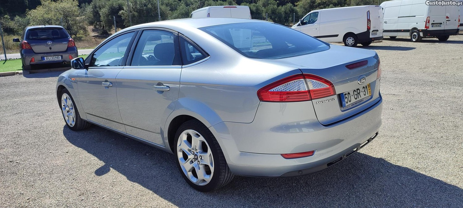 Ford Mondeo 2.0 TDCI 140CV 1st Edition — fotografia 5