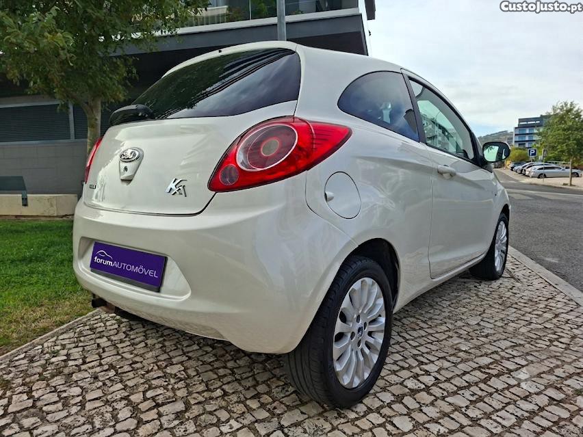 Ford KA 1.3 TDCi Titanium — fotografia 8