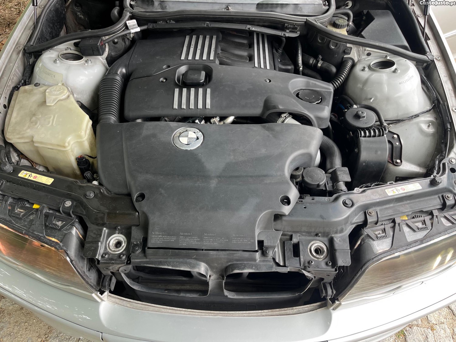 BMW 320 D TOURING - Pack M — fotografia 5