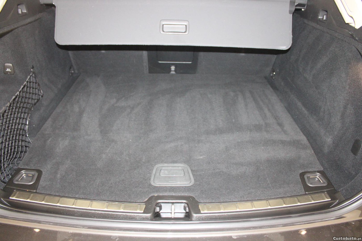 Volvo XC 60 T8 PHEV MOMENTUM PLUS (AUTO) — fotografia 7