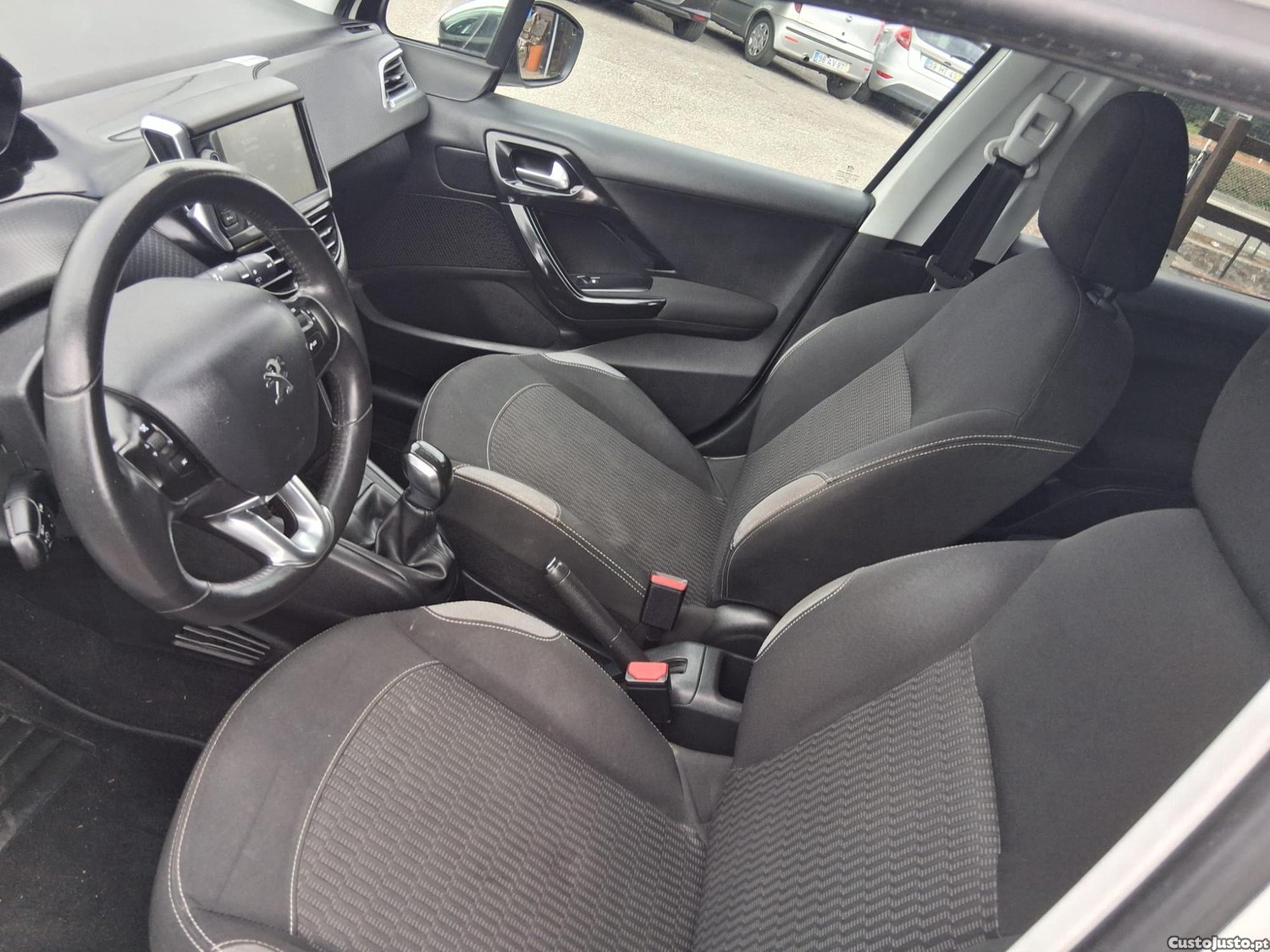 Peugeot 208 VAR — fotografia 5