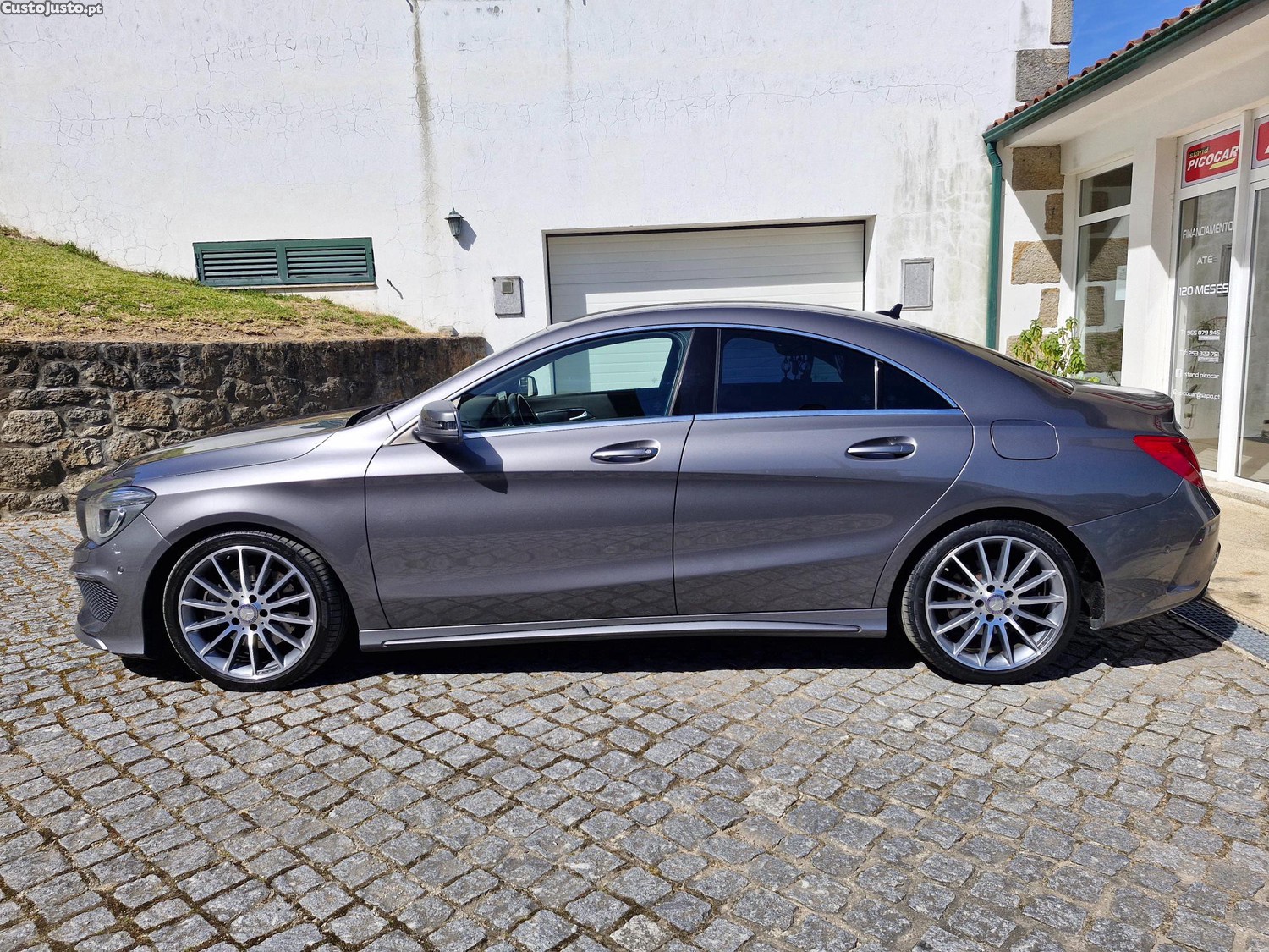 Mercedes-Benz CLA 220 d 177cv AMG Line - Automático - NACIONAL — fotografia 3
