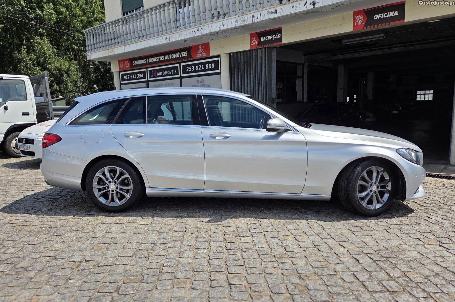 Mercedes-Benz C 200 BlueTEC Exclusive Aut. — fotografia 10