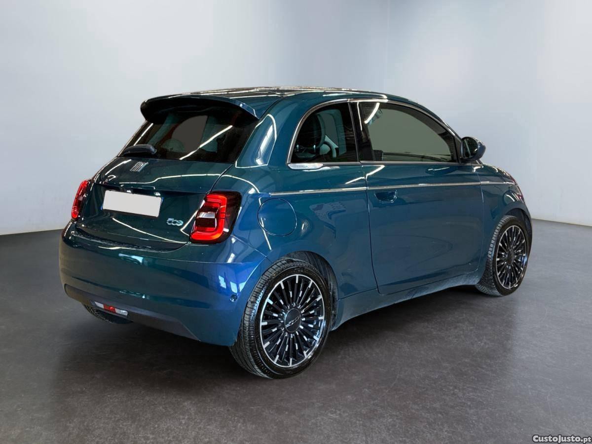 Fiat 500 e La Prima — fotografia 11