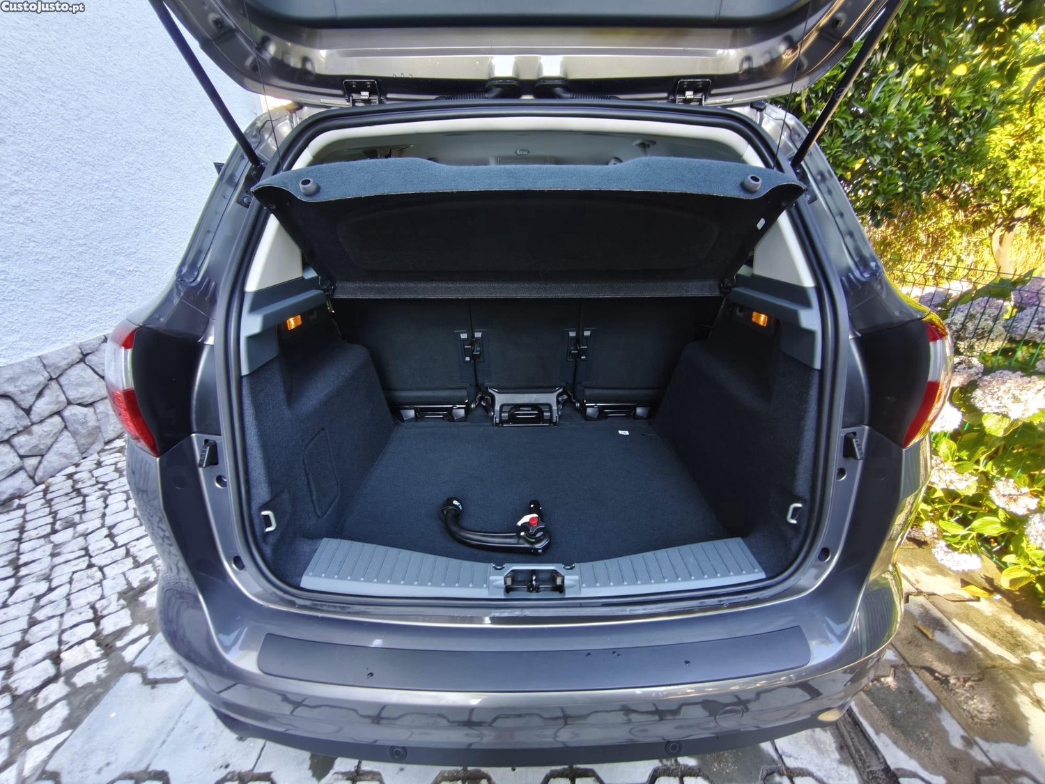Ford C-Max Titanium — fotografia 4