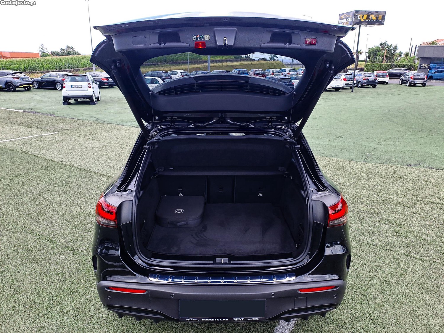 Mercedes-Benz EQA AMG LINE 190CV ELETRICO 2023 — fotografia 3