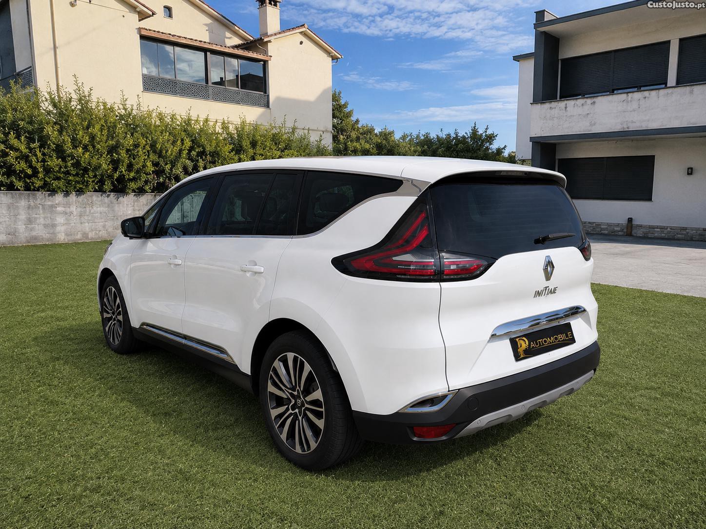 Renault Espace 1.6 dCi Initiale Paris EDC — fotografia 11