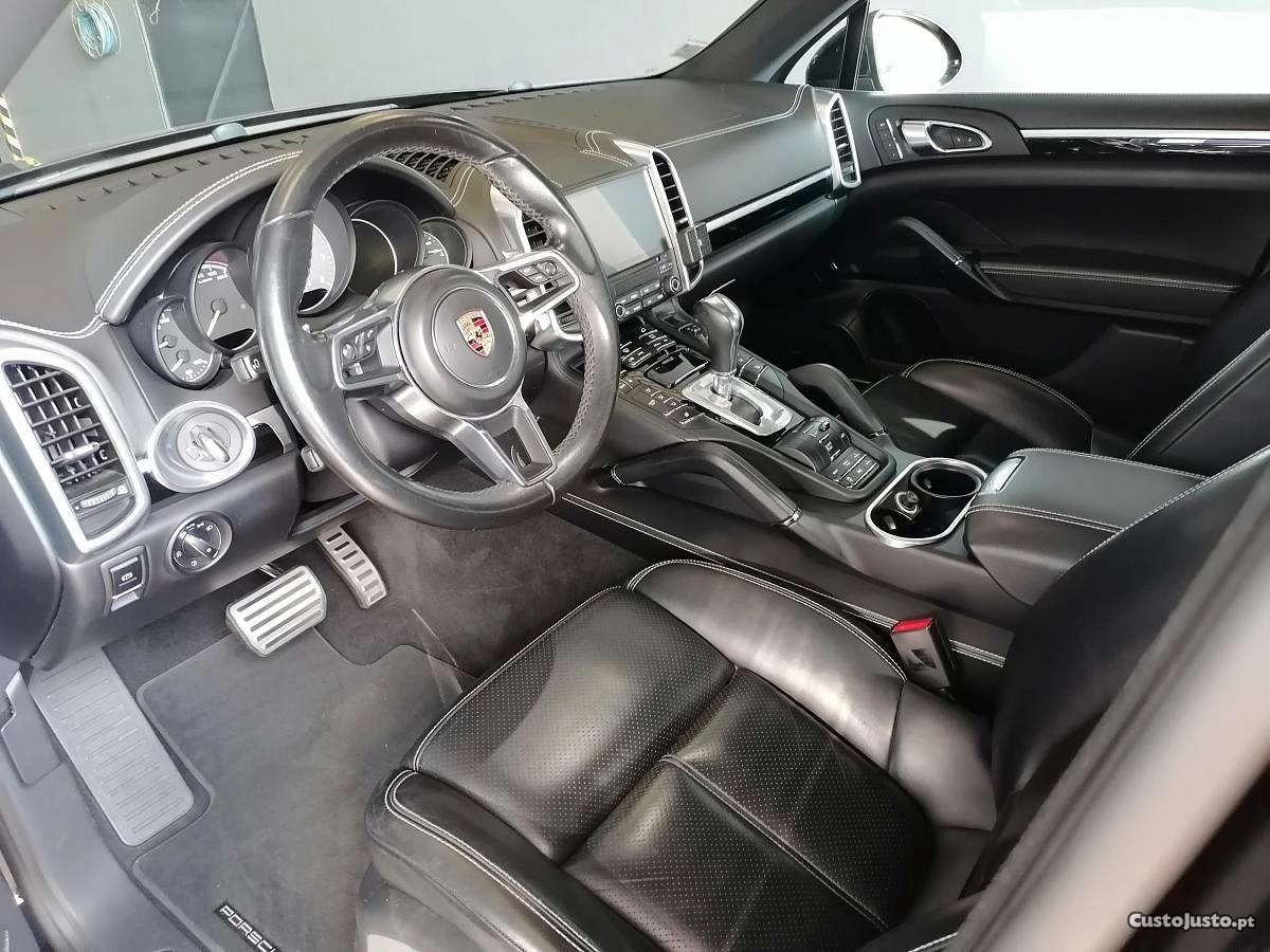 Porsche Cayenne S E-Hybrid Platinum - 16 — photo 4
