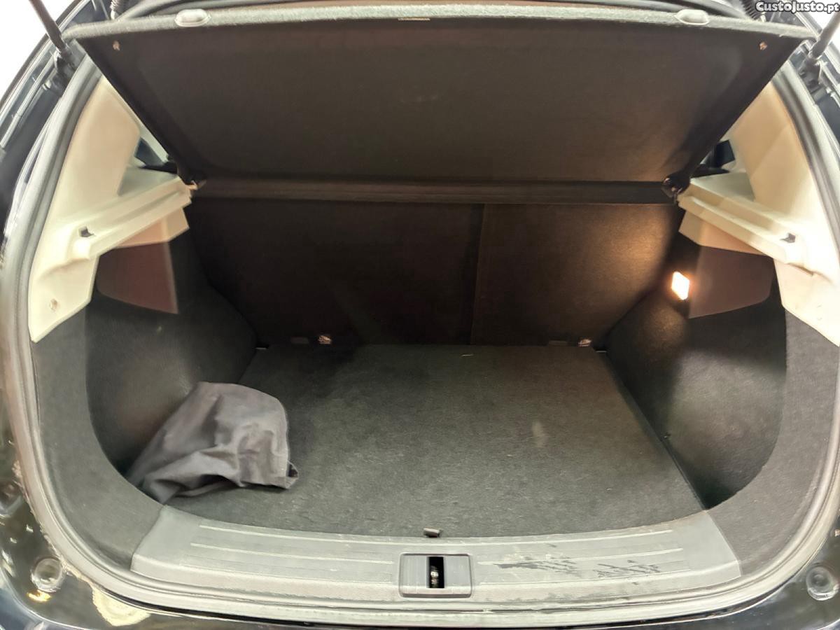 MG ZS EV 50.3 kWh Comfort — fotografia 3