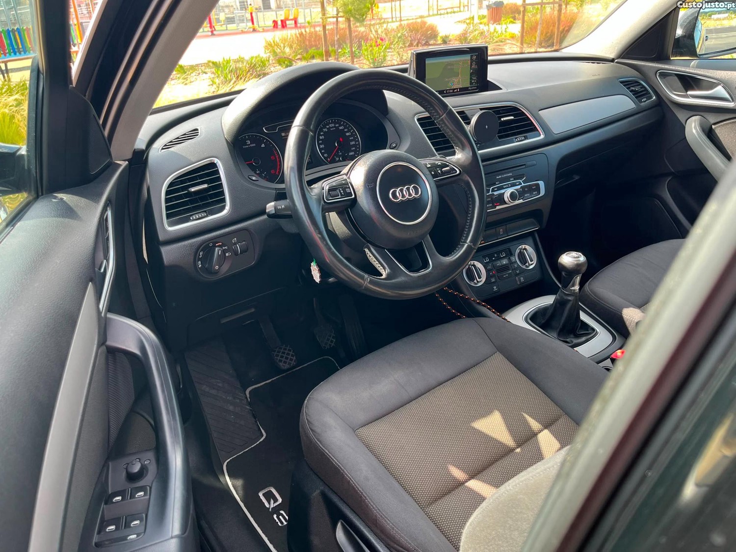 Audi Q3 2.0 TDI — fotografia 8