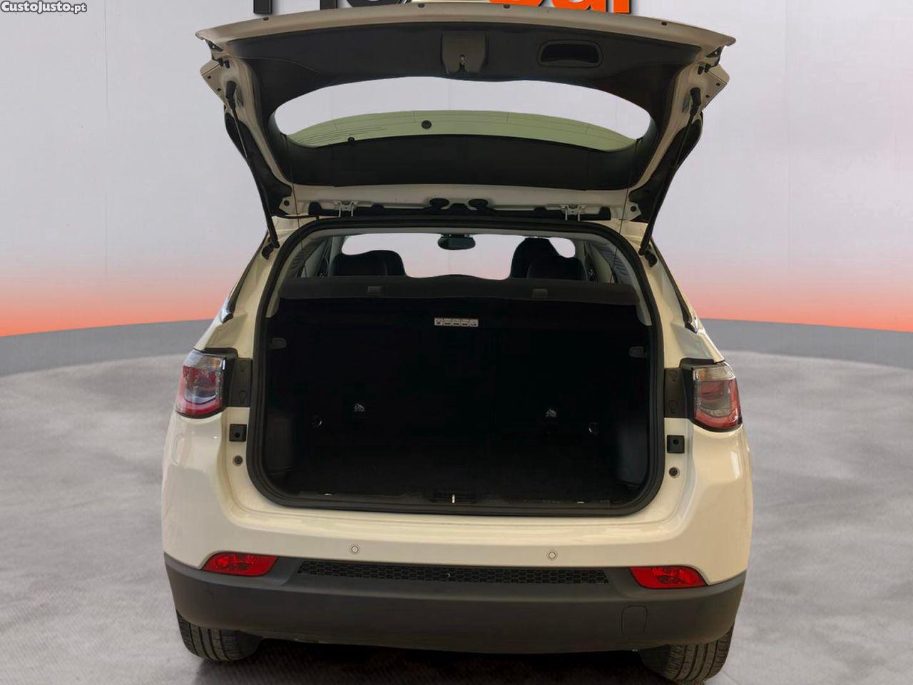 Jeep Compass 1.6 M-Jet Longitude — fotografia 10