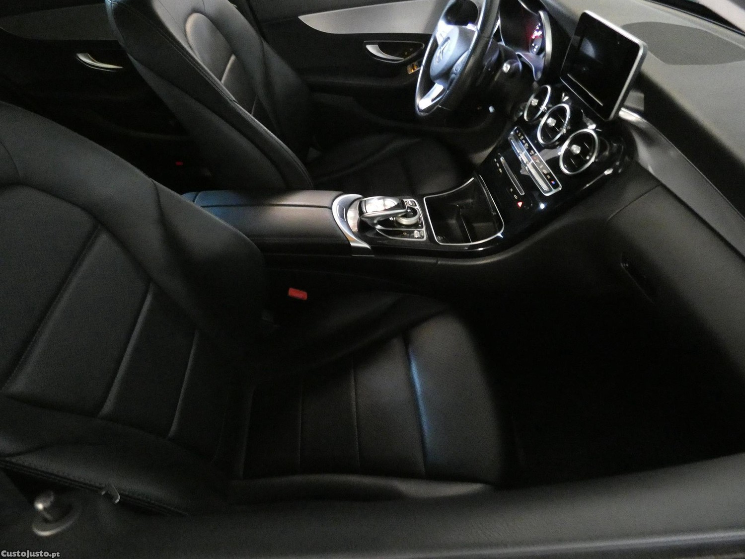 Mercedes-Benz C 350 e — fotografia 6
