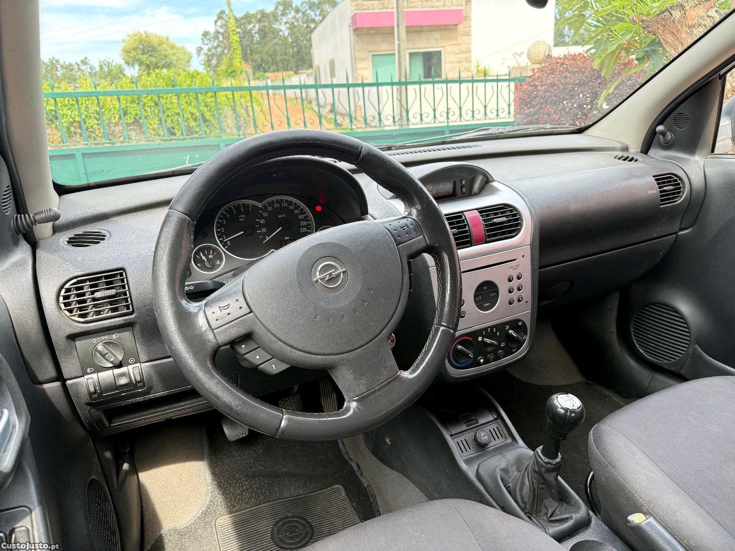 Opel Corsa C 1.2 — fotografia 5