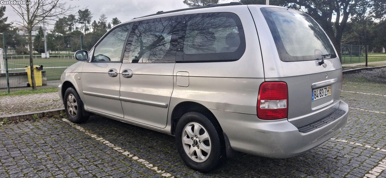 Kia Carnival carnival — fotografia 5