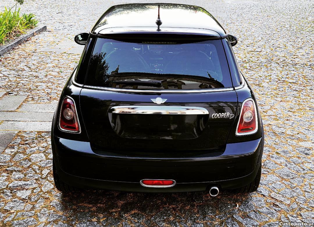 MINI Cooper 1.6 Diesel 110cv — fotografia 7