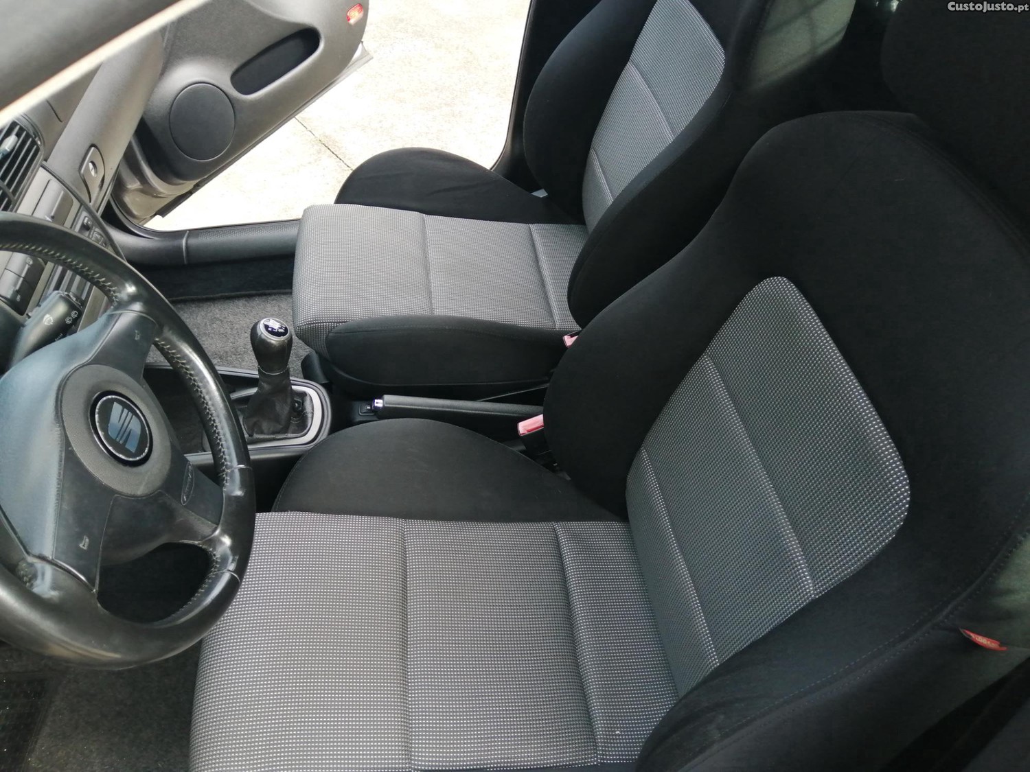 SEAT Leon Fr — fotografia 2