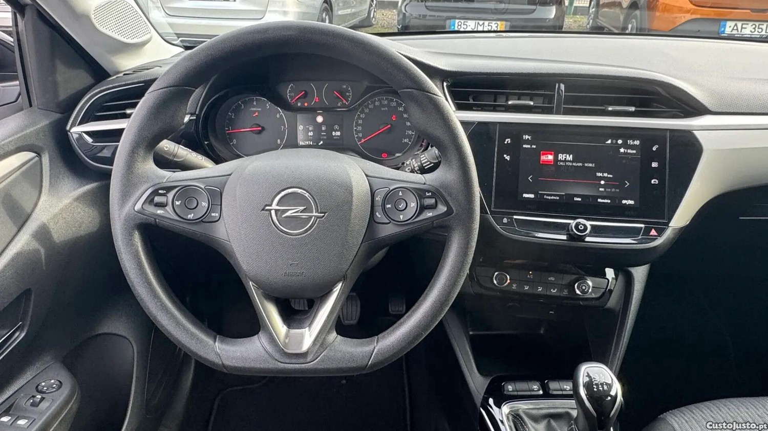 Opel Corsa 1.2 Edition — fotografia 2