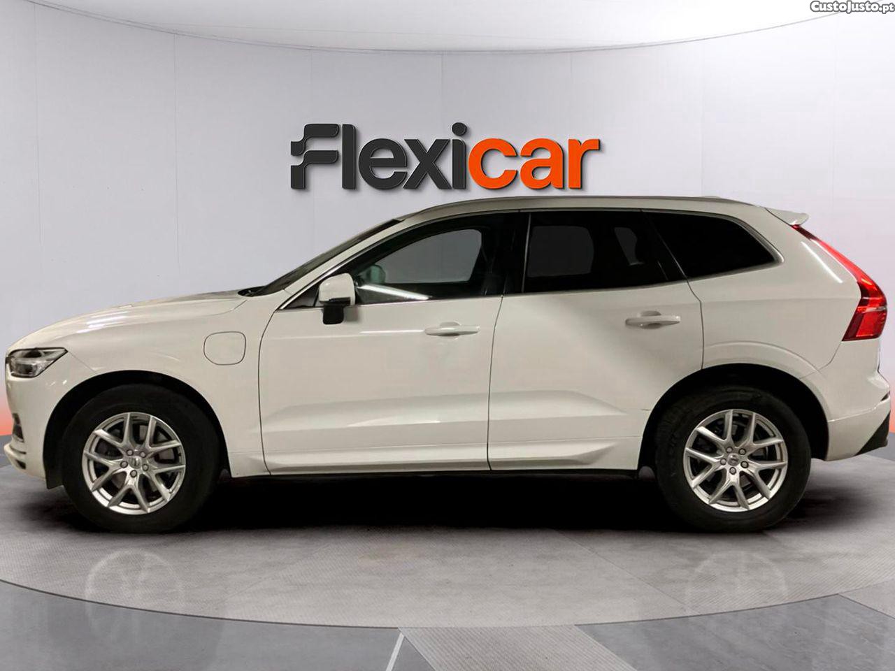 Volvo XC 60 2.0 T8 PHEV Momentum AWD — fotografia 21