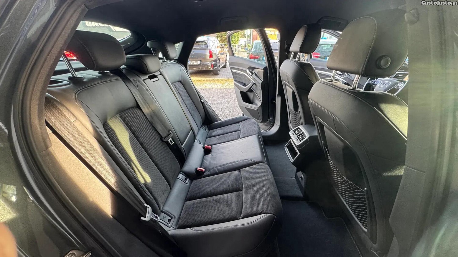 Audi e-tron 55 quattro S line — fotografia 13