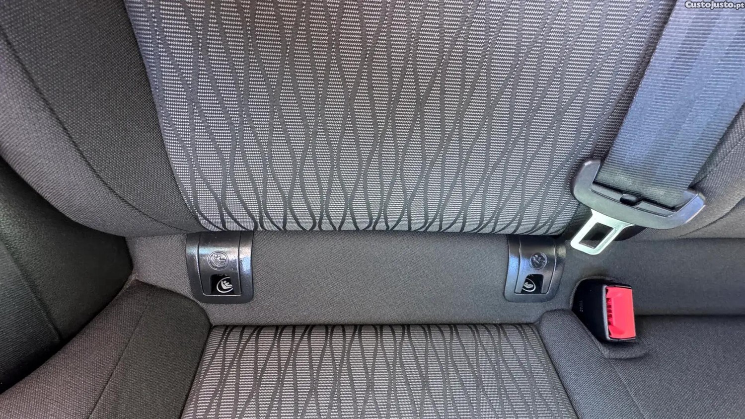 SEAT Leon 1.6 TDI Reference Ecomotive — fotografia 4