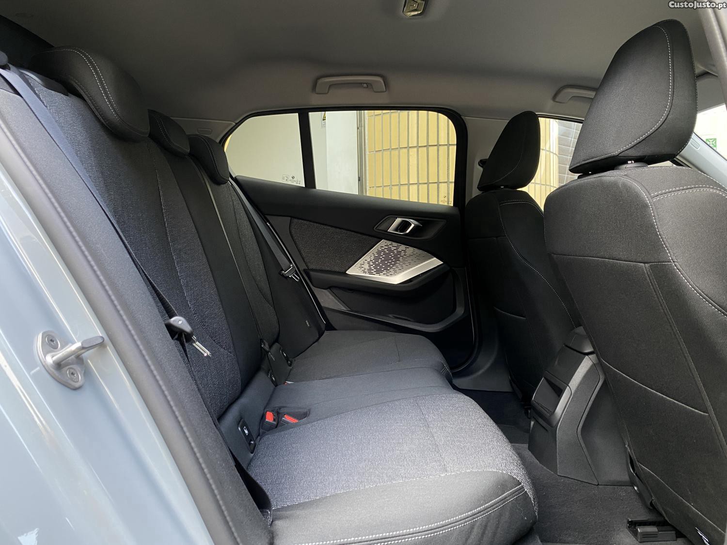 BMW 116 Pack Desportivo M — fotografia 15