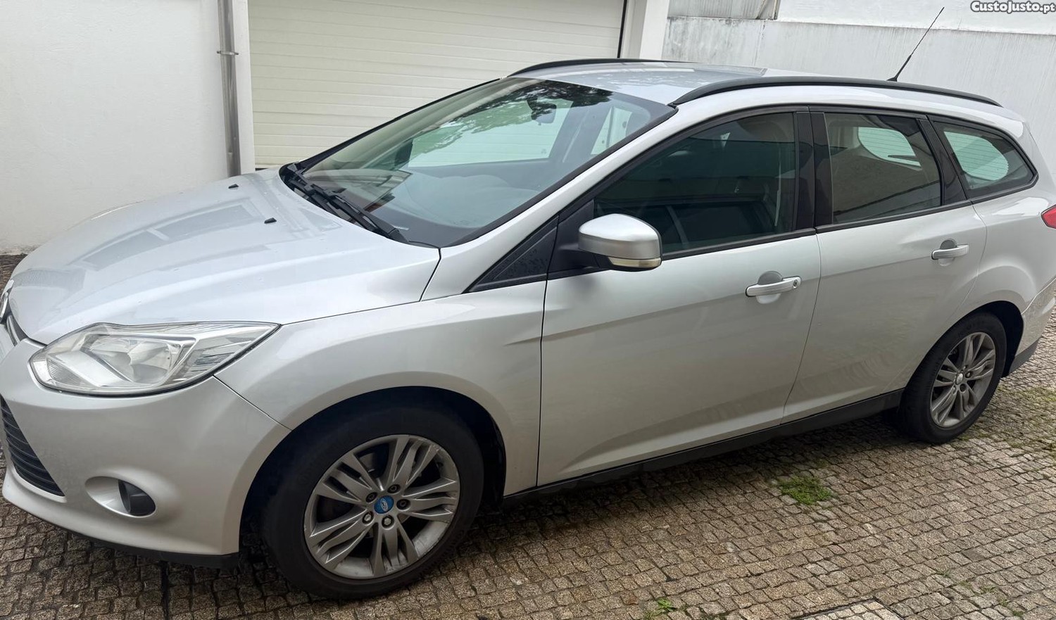 Ford Focus SW 1.6 TDCi Trend — fotografia 8