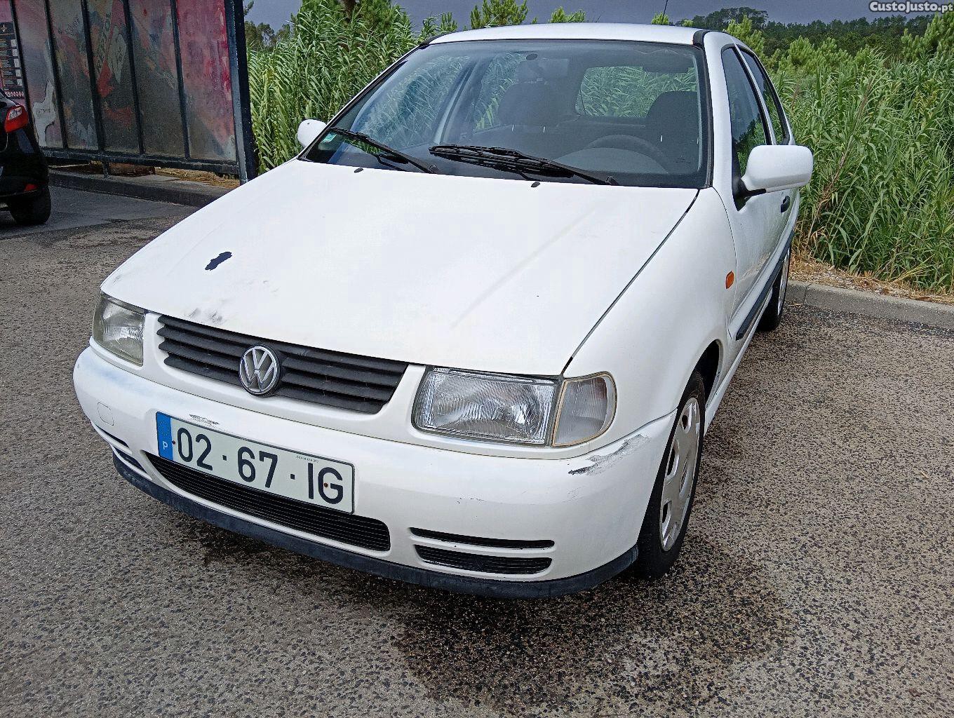 Volkswagen Polo 1.0 Gasolina — fotografia 11