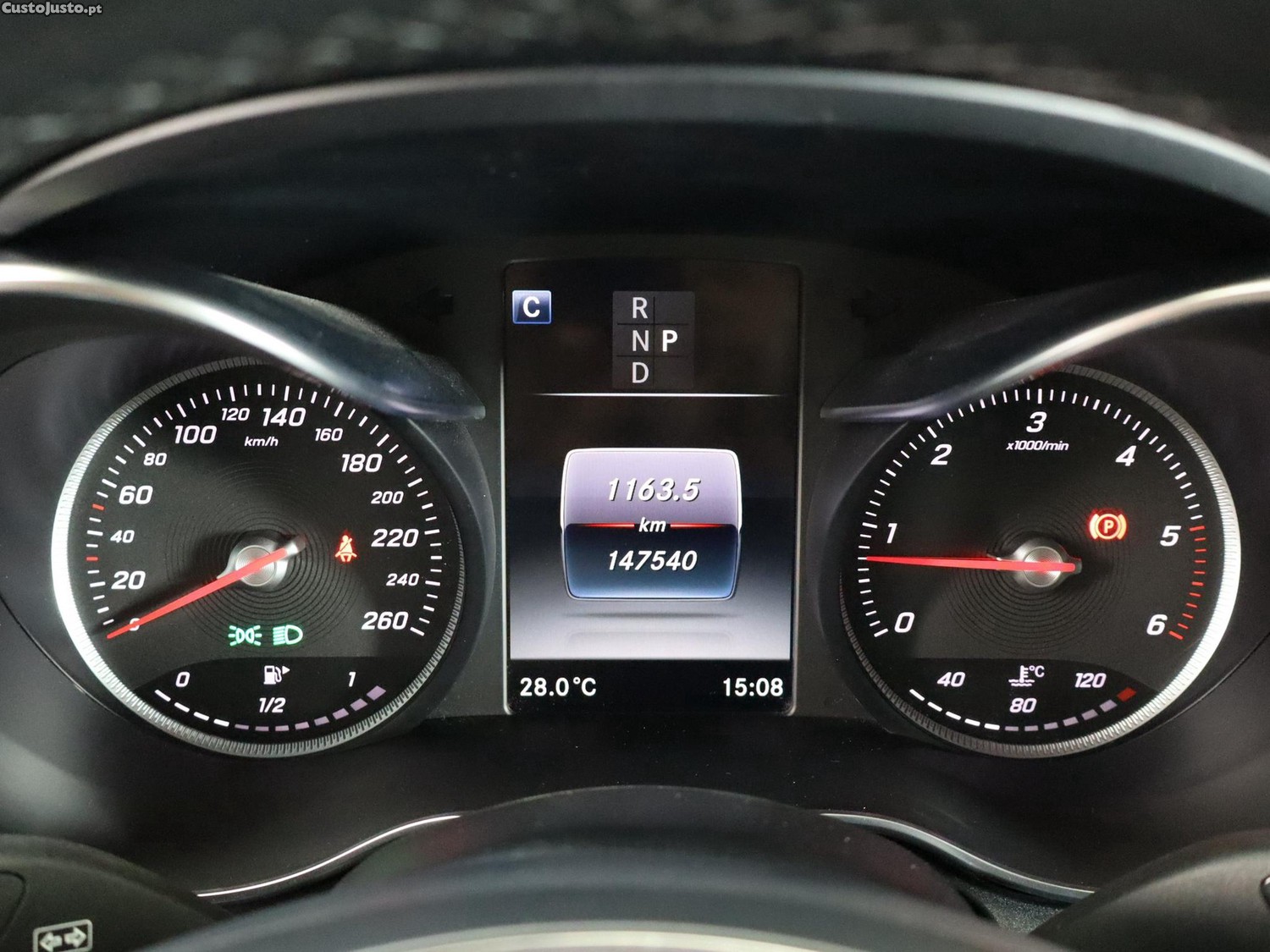 Mercedes-Benz C 220 d Avantgarde Aut. — fotografia 11