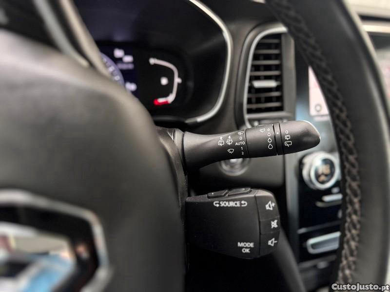 Renault Mégane BLUE dCi 115 EDC INTENS — fotografia 7